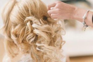 Bridal Updo Hairstyles: Classic, Modern and Relaxed Ideas